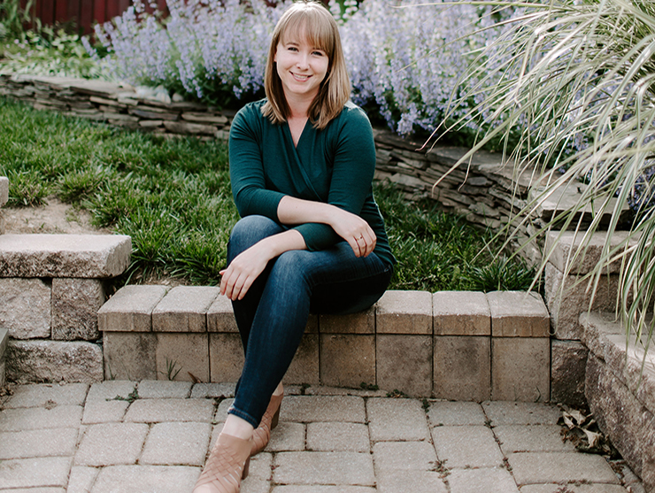 Head shot of Carrie Heflin from Smithsonian